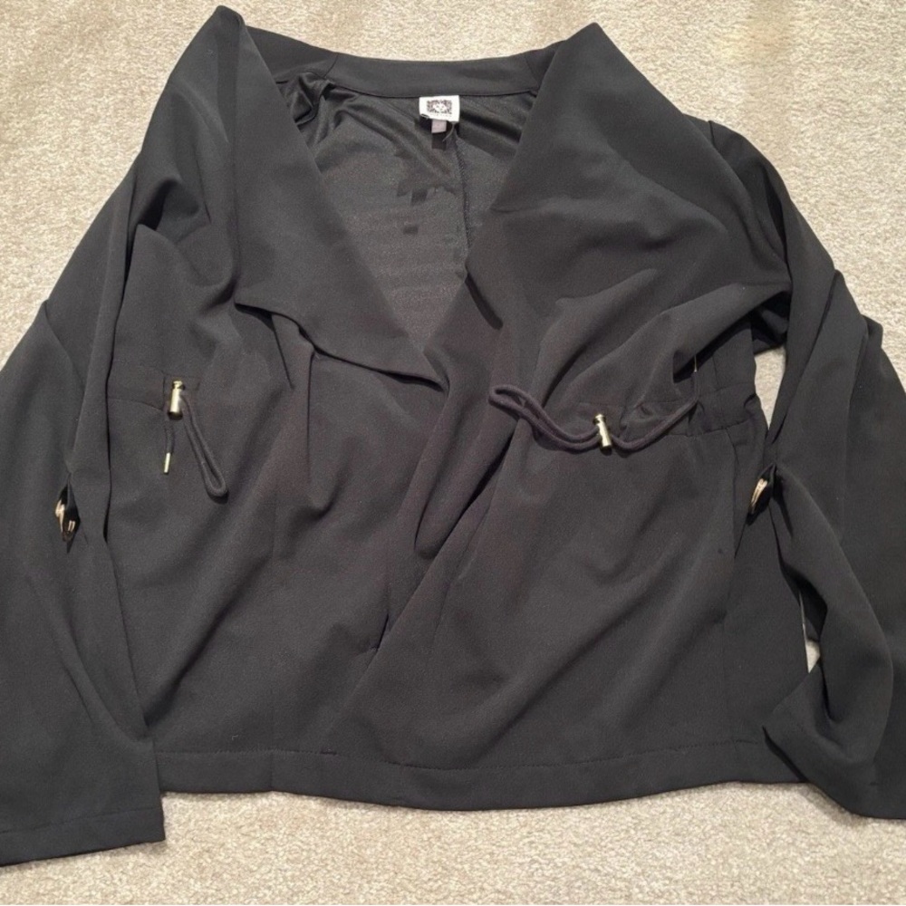 ANNE KLEIN BLACK STRAP LONG SLEEVE JACKET SIZE SMALL